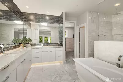 27138 NE 29th Place, Redmond, WA 98053 - Photo 24