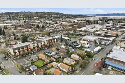 421 Wells Avenue S, Renton, WA 98057 - Photo 34