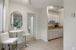 421 Wells Ave S, Renton, WA 98057 - Photo 10