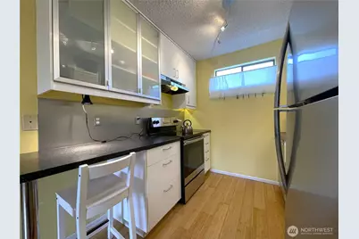 421 Wells Avenue S, Renton, WA 98057 - Photo 30