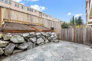 12315 10th Pl NE, Seattle, WA 98125 - Photo 22