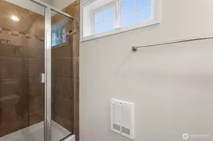 12315 10th Pl NE, Seattle, WA 98125 - Photo 16