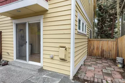12315 10th Place NE #A, Seattle, WA 98125 - Photo 24