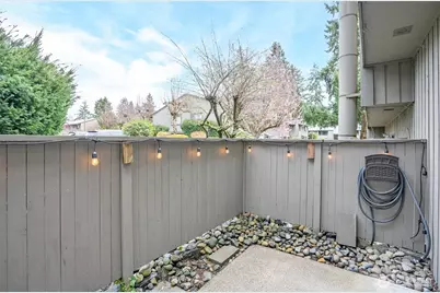 6122 N 16th Street #I108, Tacoma, WA 98406 - Photo 4