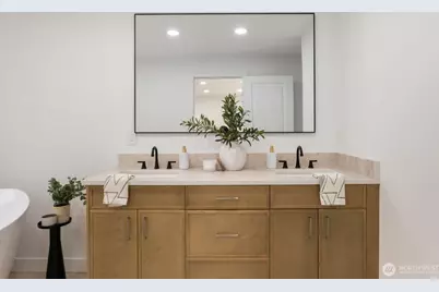 10611 Jovita Boulevard E, Edgewood, WA 98372 - Photo 22