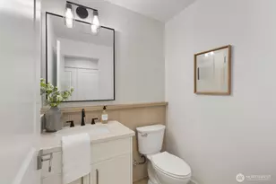 10611 Jovita Blvd E, Edgewood, WA 98372 - Photo 18