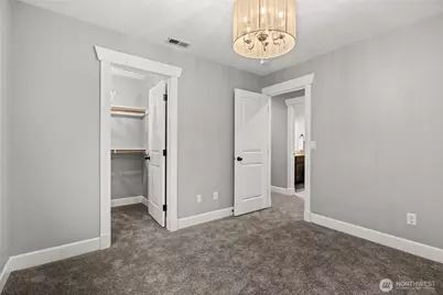 2011 Sumner Tapps Highway E, Bonney Lake, WA 98391 - Photo 28