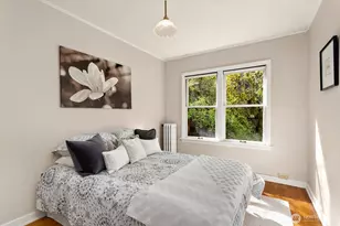 1623 Taylor Ave N, Seattle, WA 98109 - Photo 12