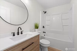 5055 W 33rd Ct NE, Tacoma, WA 98422 - Photo 16