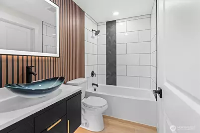 5055 W 33rd Court NE, Tacoma, WA 98422 - Photo 12