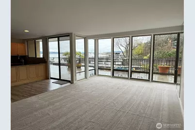 4561 Lake Washington Boulevard NE #102, Kirkland, WA 98033 - Photo 12