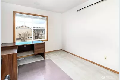 18323 10th Drive SE, Bothell, WA 98012 - Photo 16