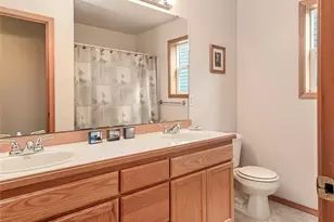 18323 10th Dr SE, Bothell, WA 98012 - Photo 14