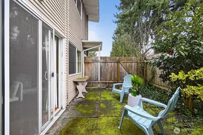 12251 SE 59th Street #102, Bellevue, WA 98006 - Photo 26