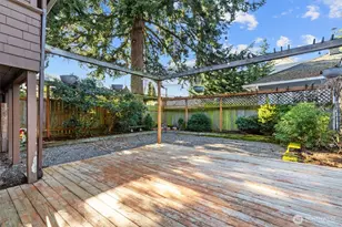 1721 3rd Ave N, Seattle, WA 98109 - Photo 34