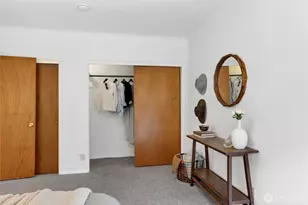 12745 10th Ave NE, Seattle, WA 98125 - Photo 14