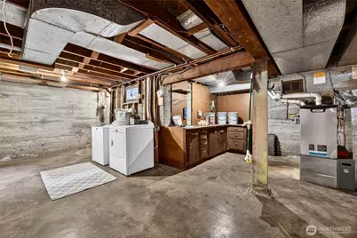 12745 10th Avenue NE, Seattle, WA 98125 - Photo 20