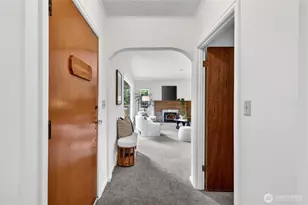 12745 10th Ave NE, Seattle, WA 98125 - Photo 4