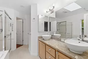 15650 NE 95th Way, Redmond, WA 98052 - Photo 18
