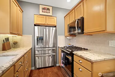 15650 NE 95th Way #71, Redmond, WA 98052 - Photo 12