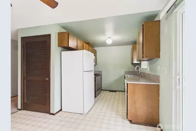 8911 14th Place SE, Lake Stevens, WA 98258 - Photo 10