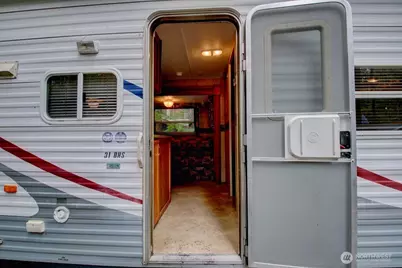 61 Christmas Tree Circle, Deming, WA 98244 - Photo 8