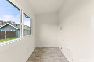 421 S 57th St, Tacoma, WA 98408 - Photo 16