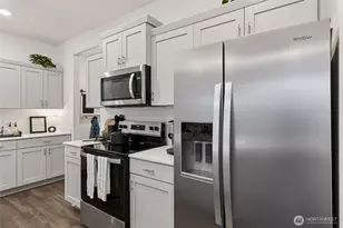 493 Cremini Loop SE, Lacey, WA 98513 - Photo 4