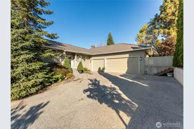 214 Stull Court, East Wenatchee, WA 98802 - Photo 2