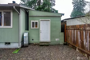 12607 216th Ave Ct E, Bonney Lake, WA 98391 - Photo 30