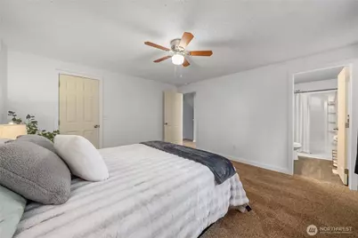 12607 216th Avenue Ct E, Bonney Lake, WA 98391 - Photo 14
