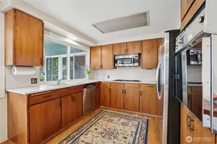 616 109th Ave SE, Bellevue, WA 98004 - Photo 16