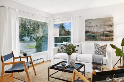 11605 Meridian Avenue N, Seattle, WA 98133 - Photo 4