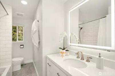 4615 88th Avenue SE, Mercer Island, WA 98040 - Photo 18