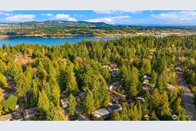 4615 88th Avenue SE, Mercer Island, WA 98040 - Photo 30