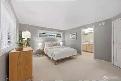 645 Bell Street #102, Edmonds, WA 98020 - Photo 12