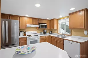 6809 77th Ave NE, Marysville, WA 98270 - Photo 10