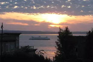 51 Pine St, Edmonds, WA 98020 - Photo 36