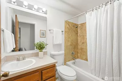 8501 12th Avenue NW #107, Seattle, WA 98117 - Photo 12