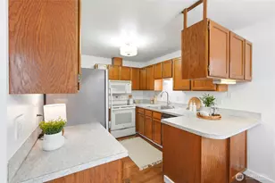 8501 12th Ave NW, Seattle, WA 98117 - Photo 4