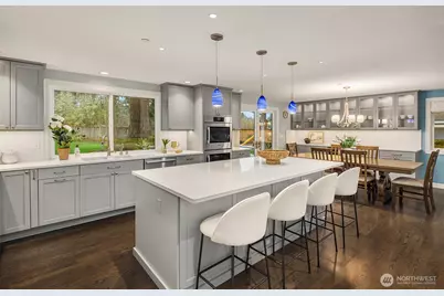 16225 NE 112th Court, Redmond, WA 98052 - Photo 14