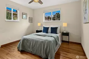 7025 25th Ave NE, Seattle, WA 98115 - Photo 8