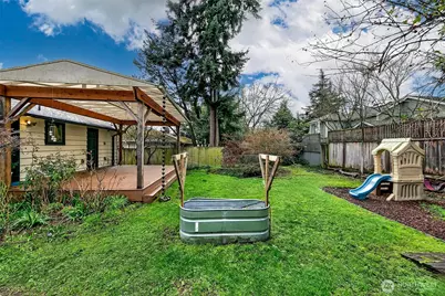 7025 25th Avenue NE, Seattle, WA 98115 - Photo 14