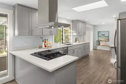 8515 129th Avenue SE, Newcastle, WA 98056 - Photo 14