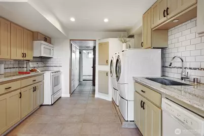 3511 NW 67th Street, Seattle, WA 98117 - Photo 28