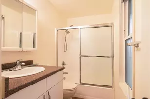 1534 Franklin St, Bellingham, WA 98225 - Photo 4