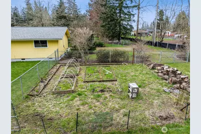 12913 Waller Road E, Tacoma, WA 98446 - Photo 28