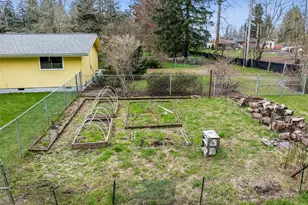 12913 Waller Rd E, Tacoma, WA 98446 - Photo 28