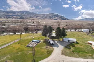 5 Alaska St, Malott, WA 98829 - Photo 38