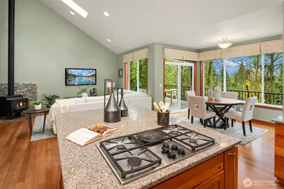 12025 210th Place SE, Issaquah, WA 98027 - Photo 14